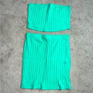 Brand new 2pc skirt and crop